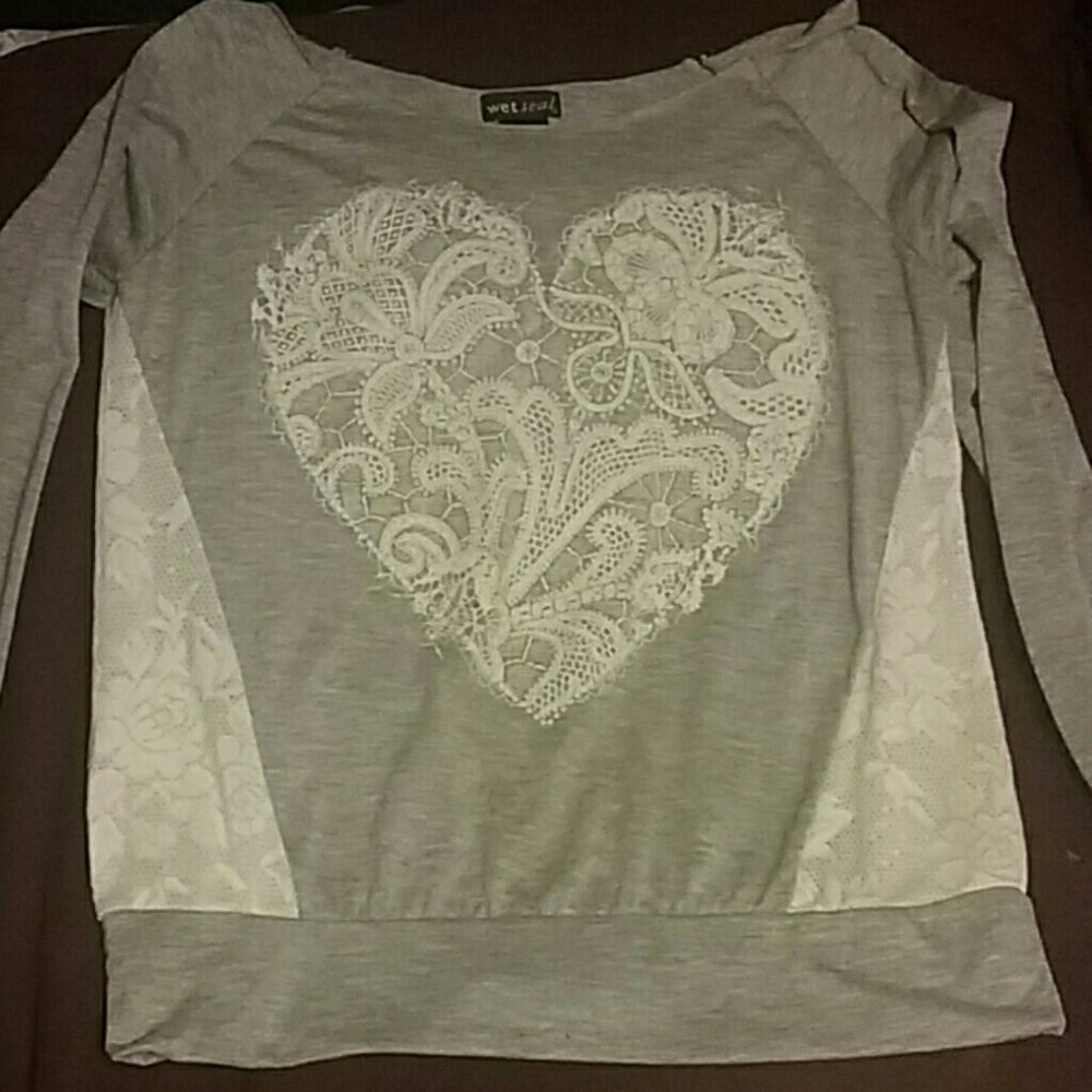 Wet Seal long sleeved shirt